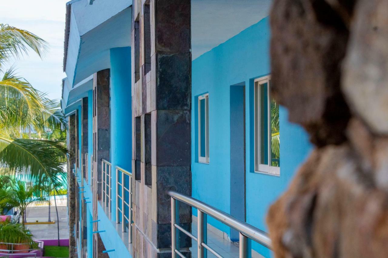 Miami Inn نويفو فايارتا المظهر الخارجي الصورة