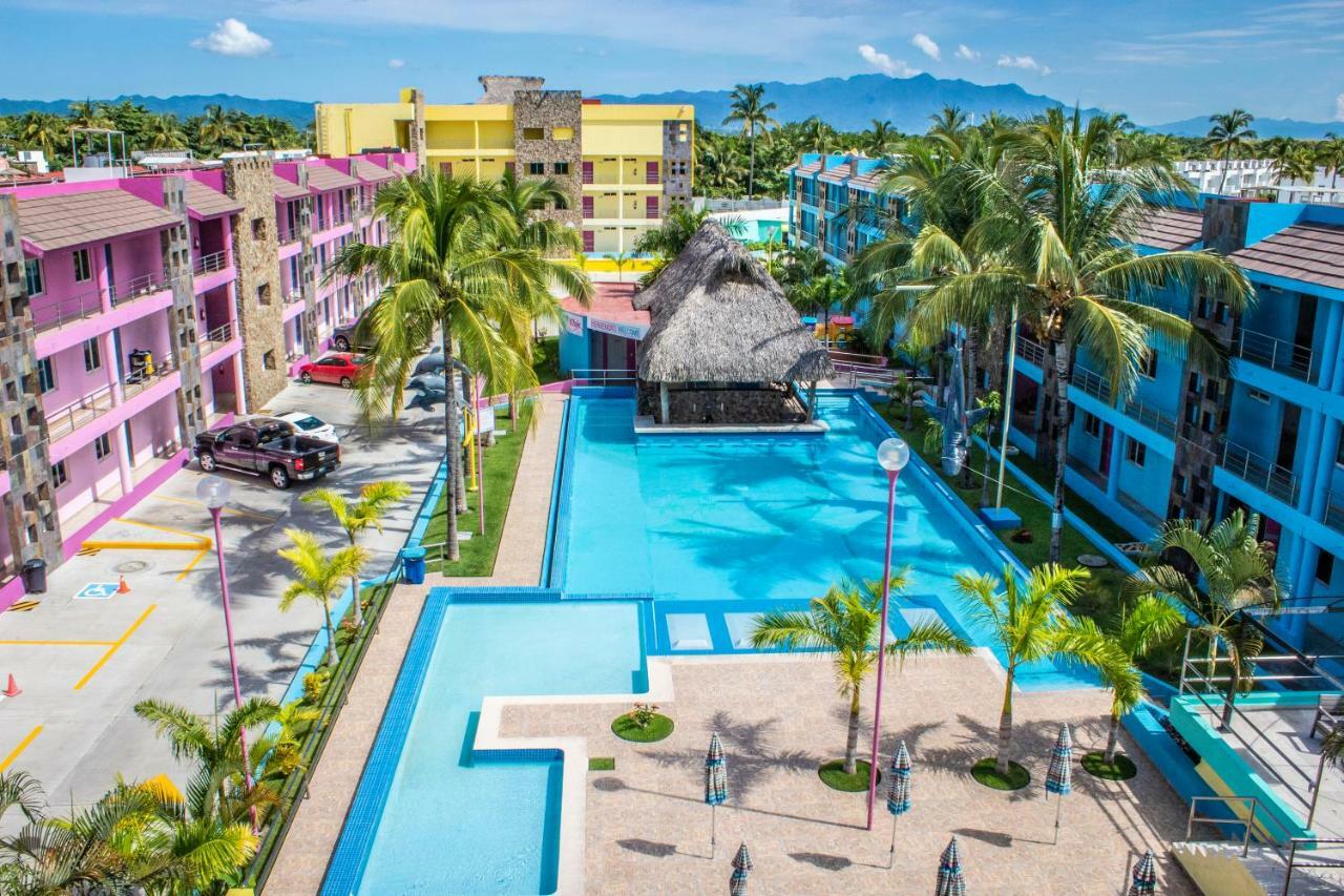 Miami Inn نويفو فايارتا المظهر الخارجي الصورة